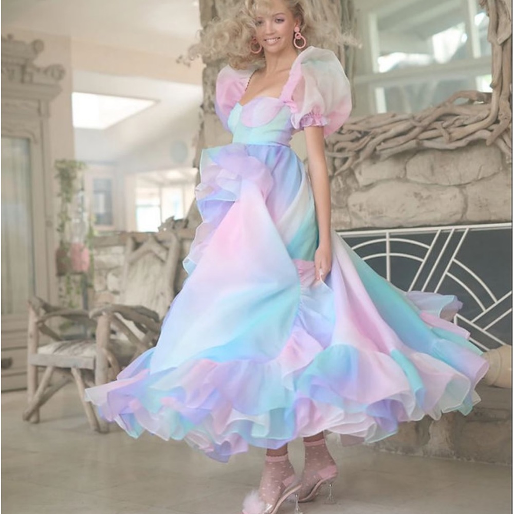 Selkie Pony rose bloom gown
